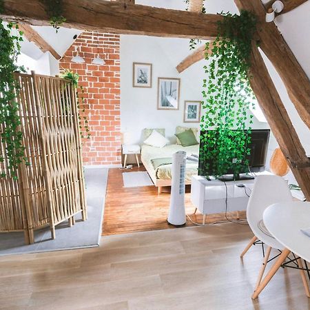 Ferienwohnung Au Zen Garden Auxerre Exterior foto